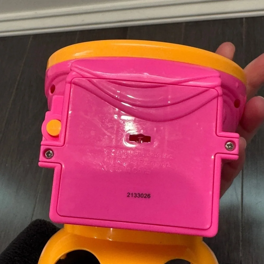 NWOT Fubbles Pink and Orange Auto Bubble Maker for Kids Toddlers Babies